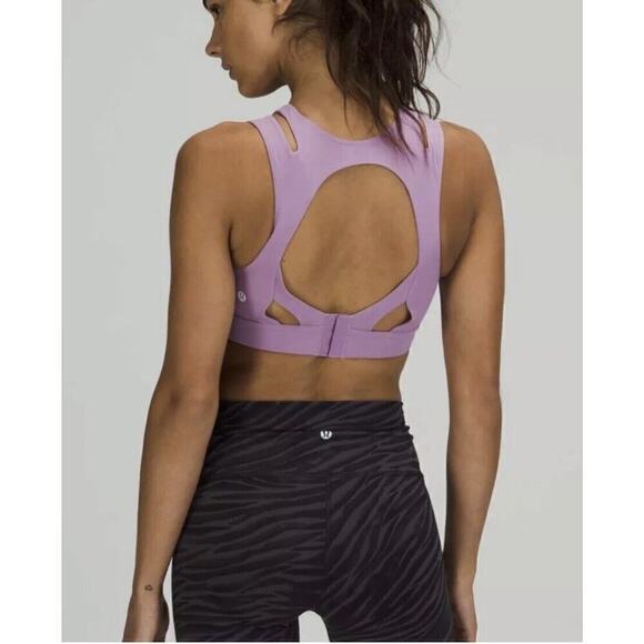 Lululemon Strong Front Bra Women 6 Medium Support B/C Cup Wisteria Purple NO PAD - Picture 2 of 8